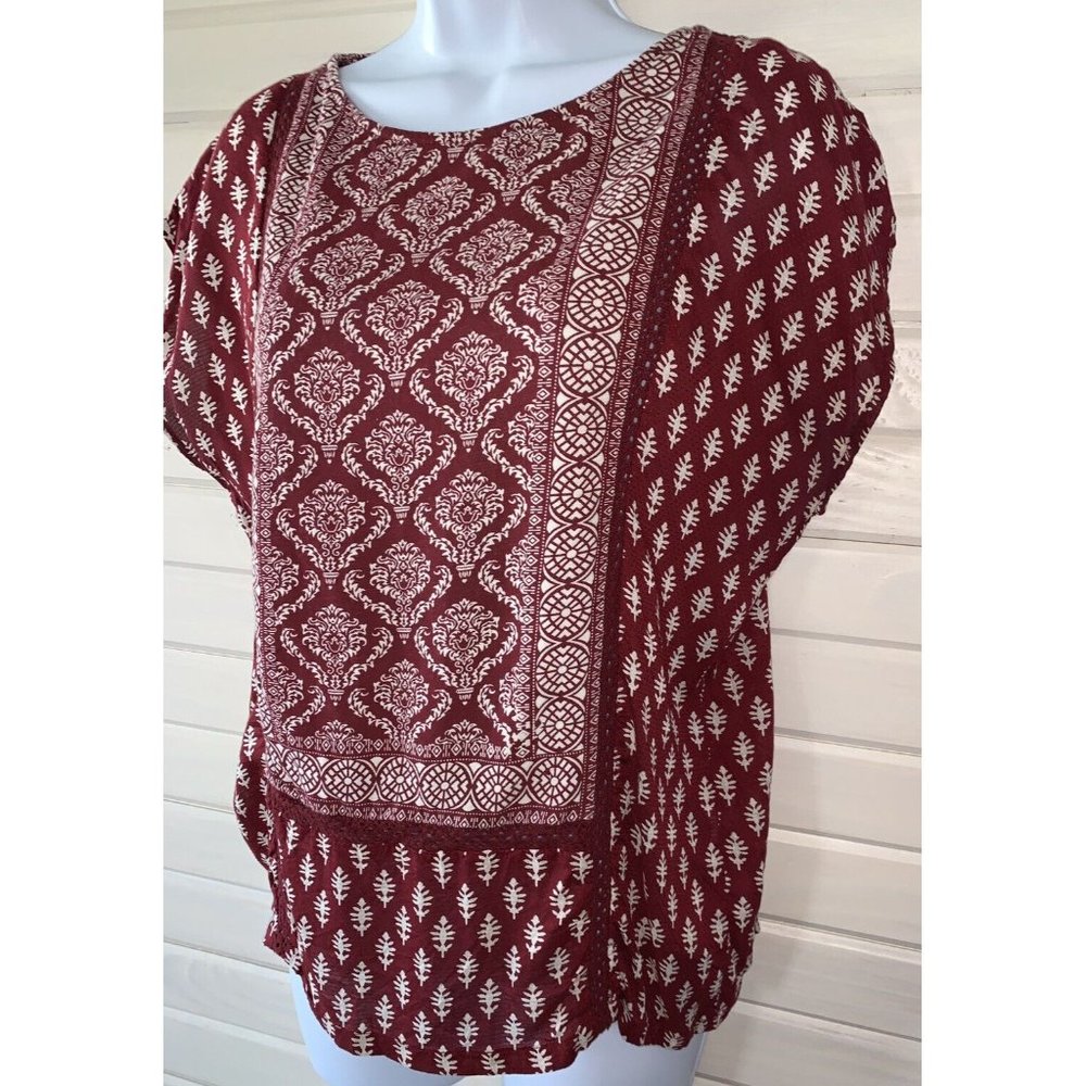 Lucky Brand Sz SMALL Burgundy Keyhole Back Mandala Mixed Media Tunic Top EUC
